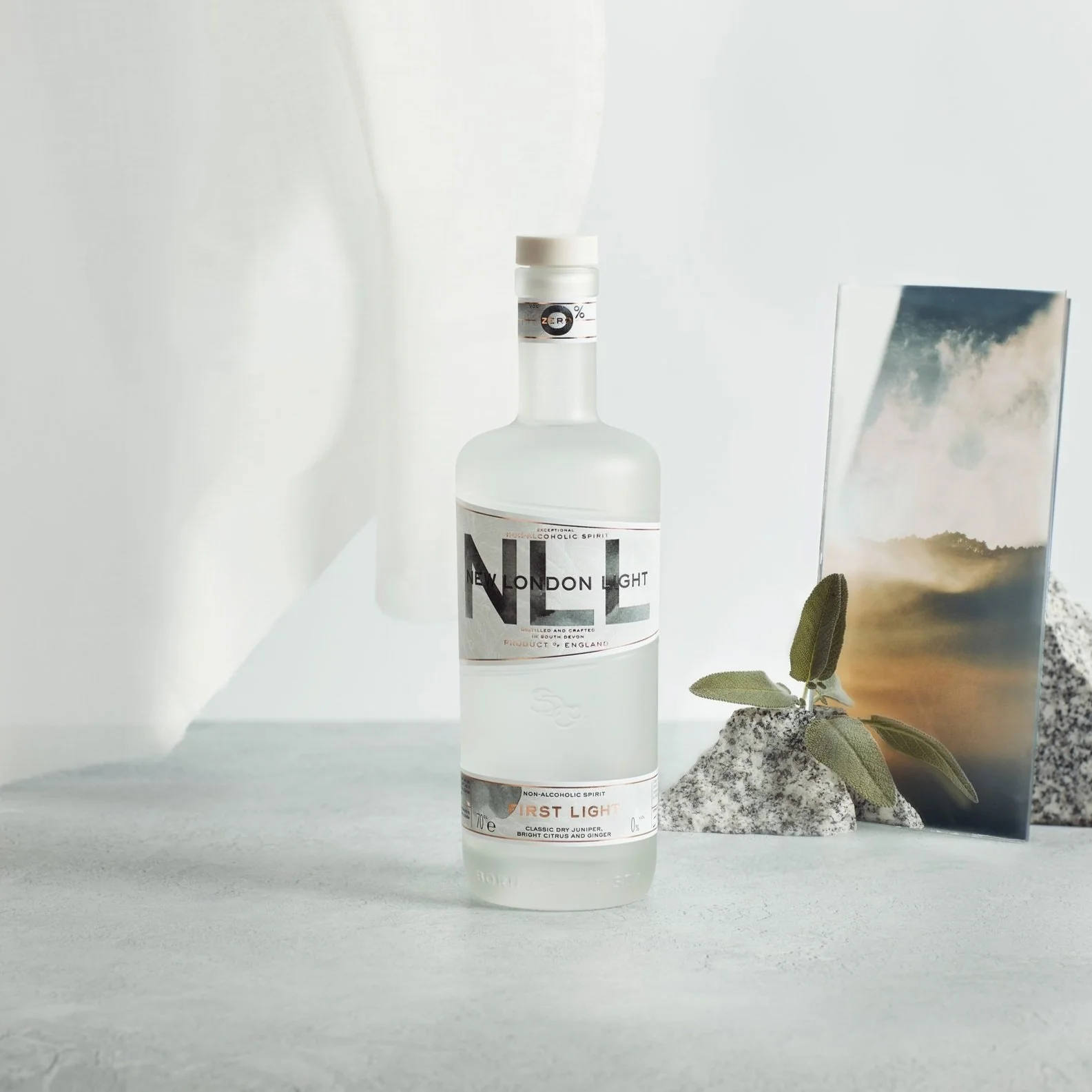 Salcombe 'First Light' New London Light, Non-Alcholic Spirit, 0%